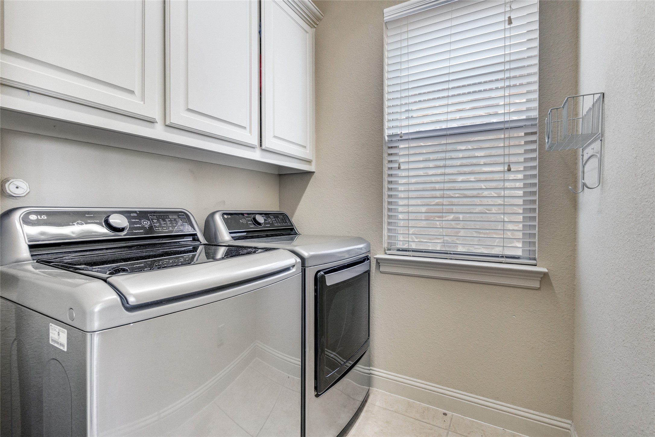 4045 Winsor Drive Farmers Branch TX 75244
