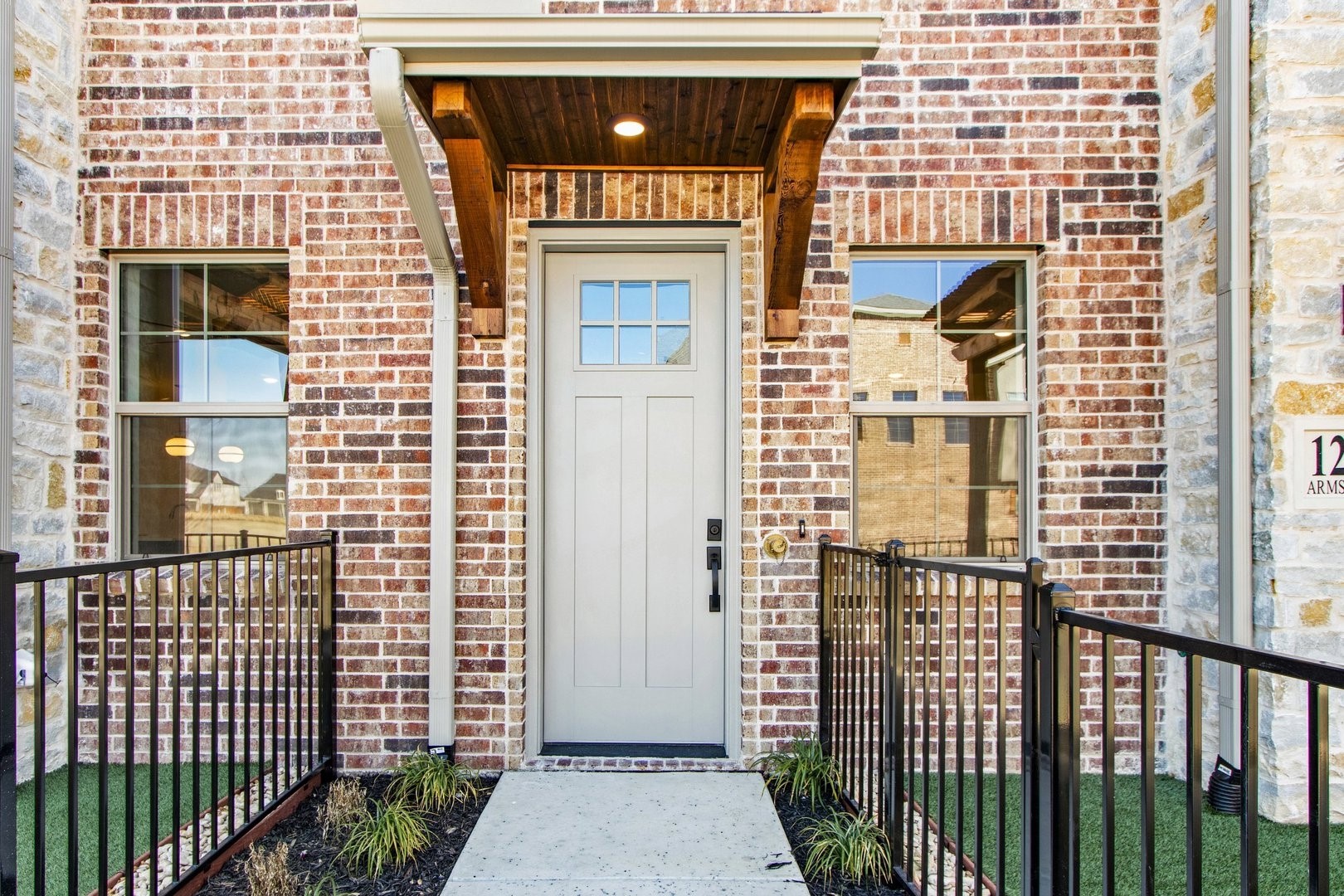 1204 Armstrong The Colony TX 75056