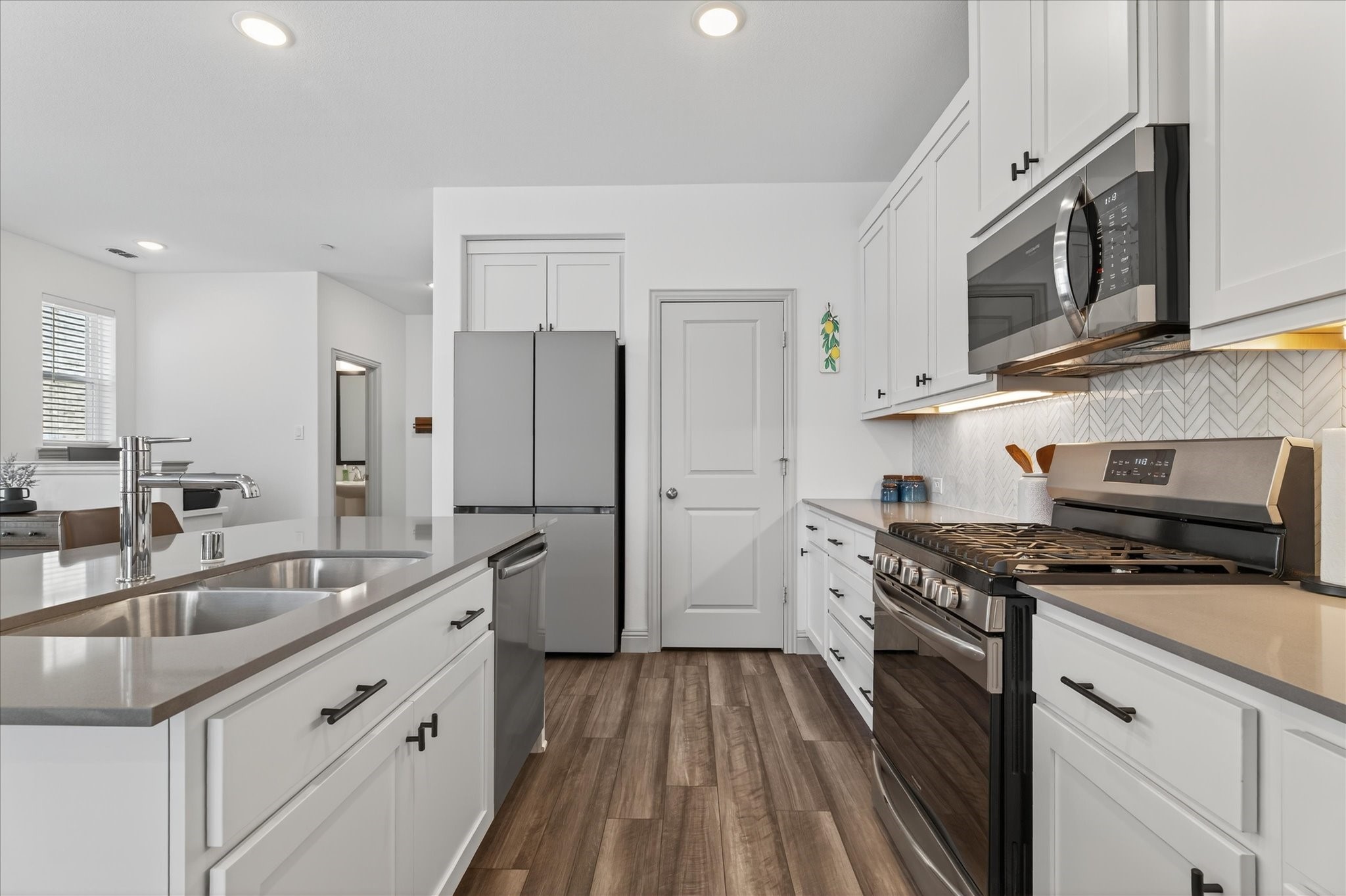 6064 Silverado Trail Mckinney TX 75070