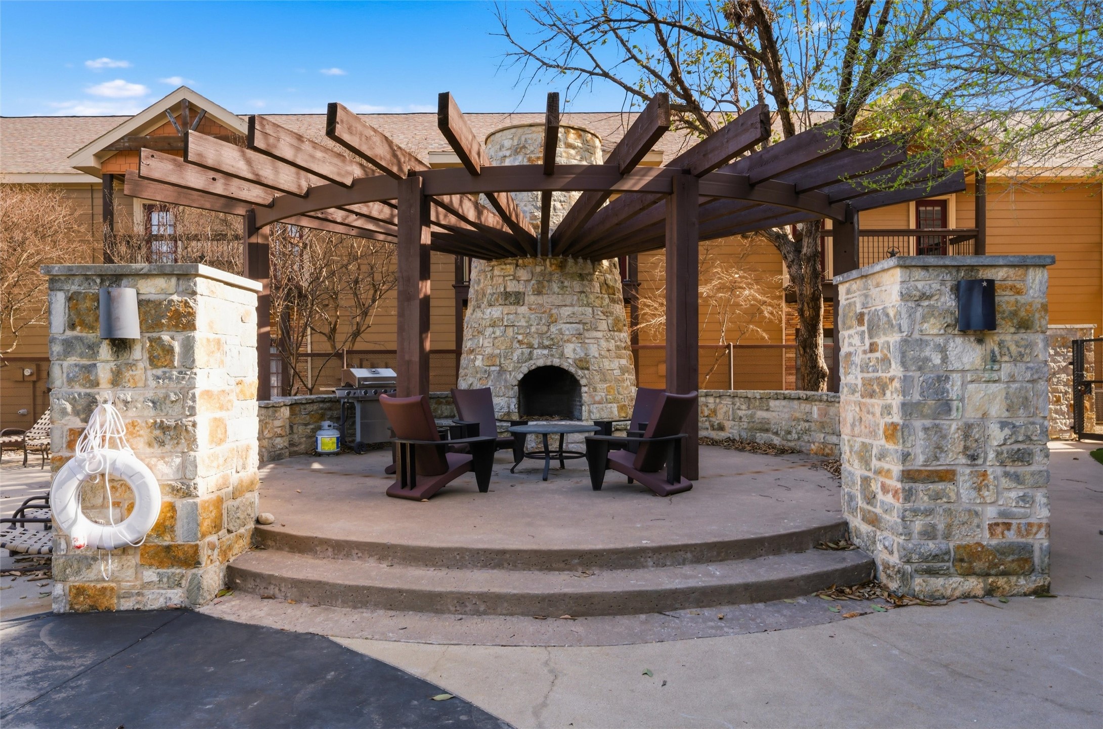 2410 S 2nd Street Waco TX 76706