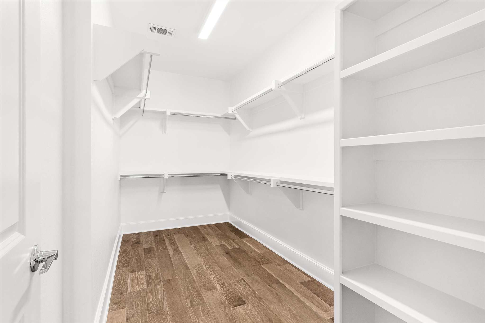 5029 Magnolia Circle Addison TX 75001