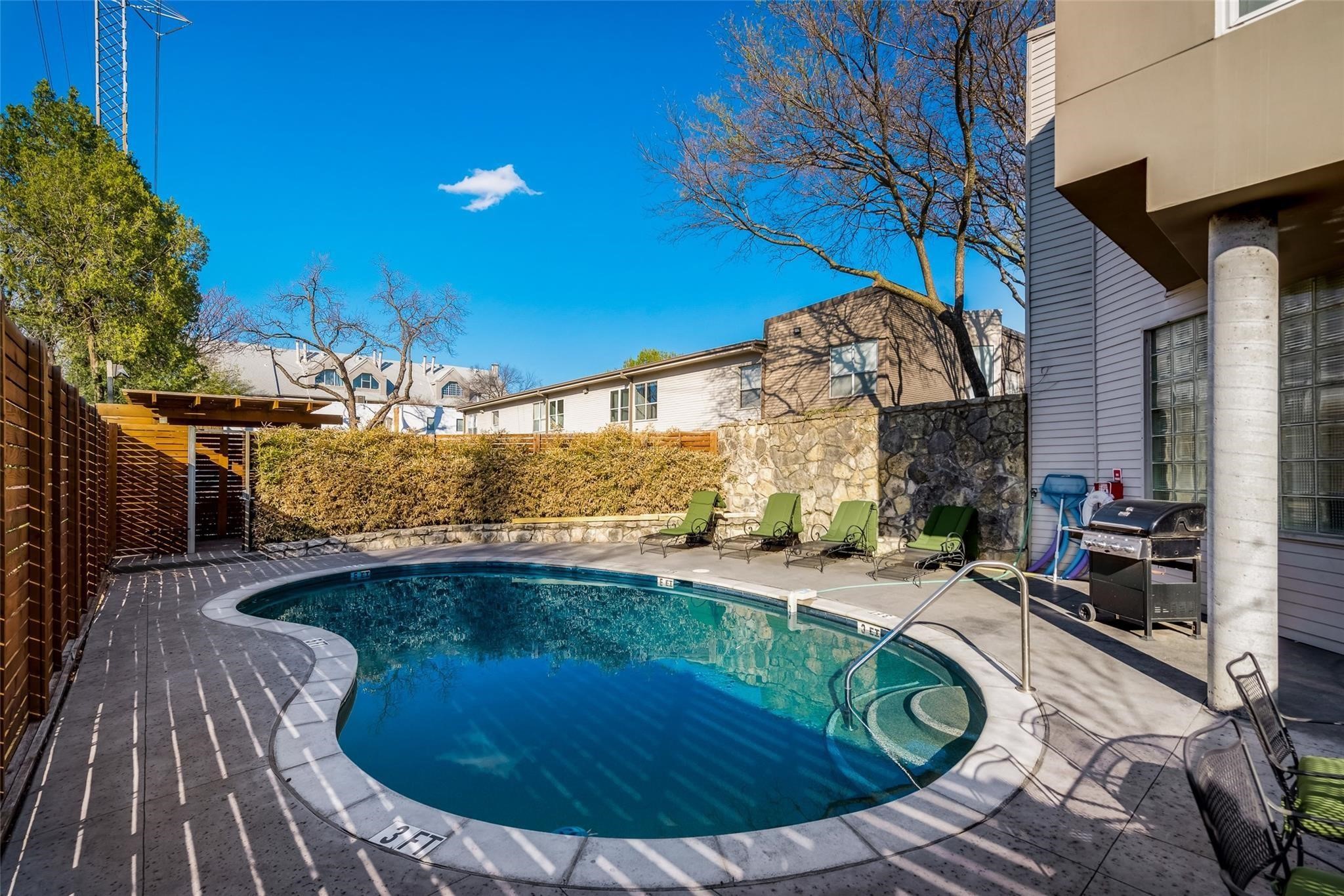 4241 Buena Vista Street Dallas TX 75205