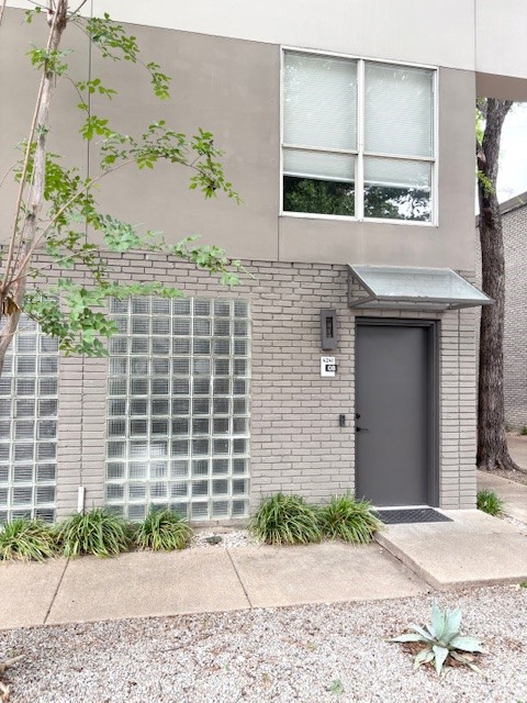 4241 Buena Vista Street Dallas TX 75205