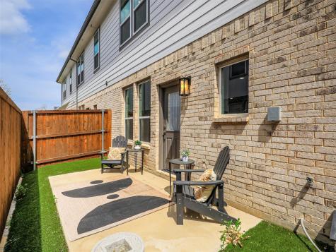 7331 Rubio Place Dallas TX 75235