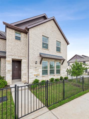 6020 Bursey Road Watauga TX 76148