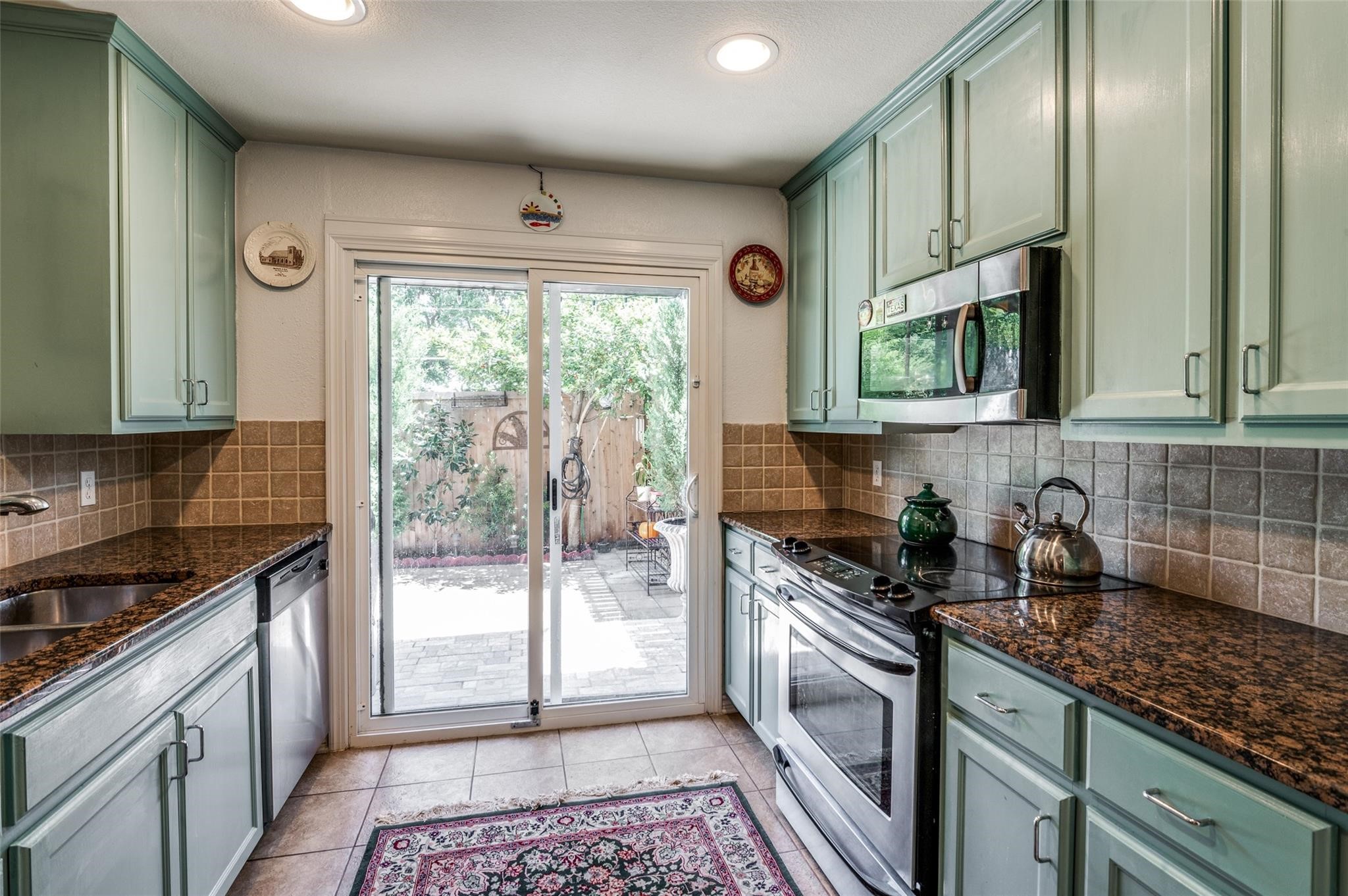 17342 Remington Park Place Dallas TX 75252