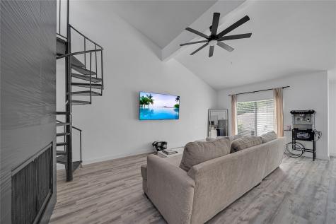 6738 Eastridge Drive Dallas TX 75231