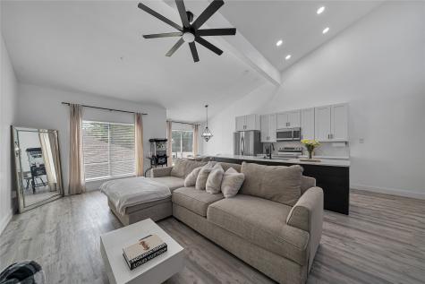 6738 Eastridge Drive Dallas TX 75231