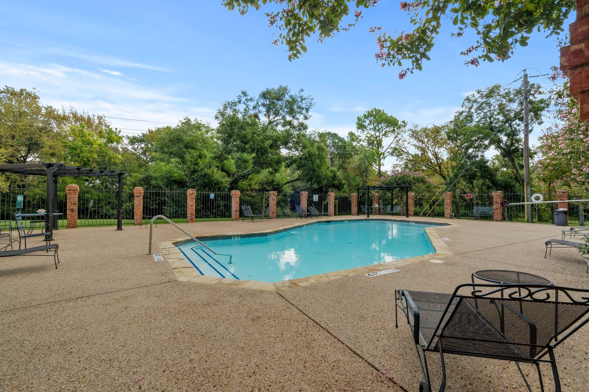 79 Winchester Drive Euless TX 76039