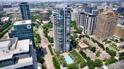 2900 Mckinnon Street Dallas TX 75201