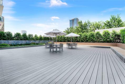 2900 Mckinnon Street Dallas TX 75201