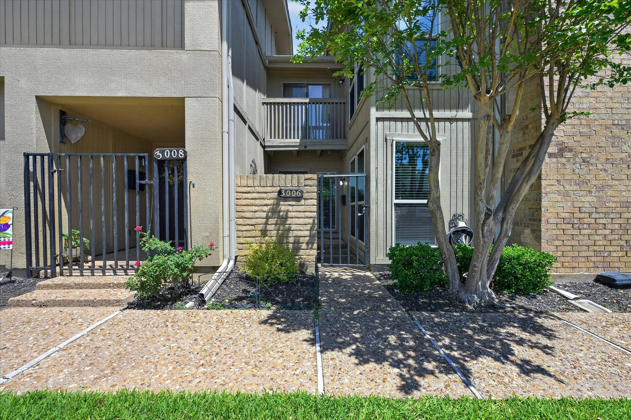 3006 Wayside Drive Bedford TX 76021