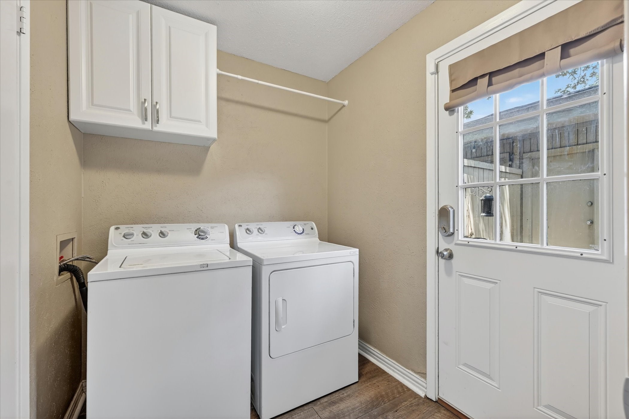 3006 Wayside Drive Bedford TX 76021