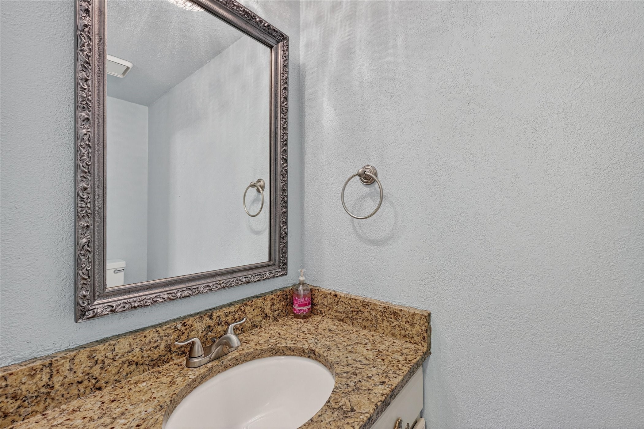 3006 Wayside Drive Bedford TX 76021