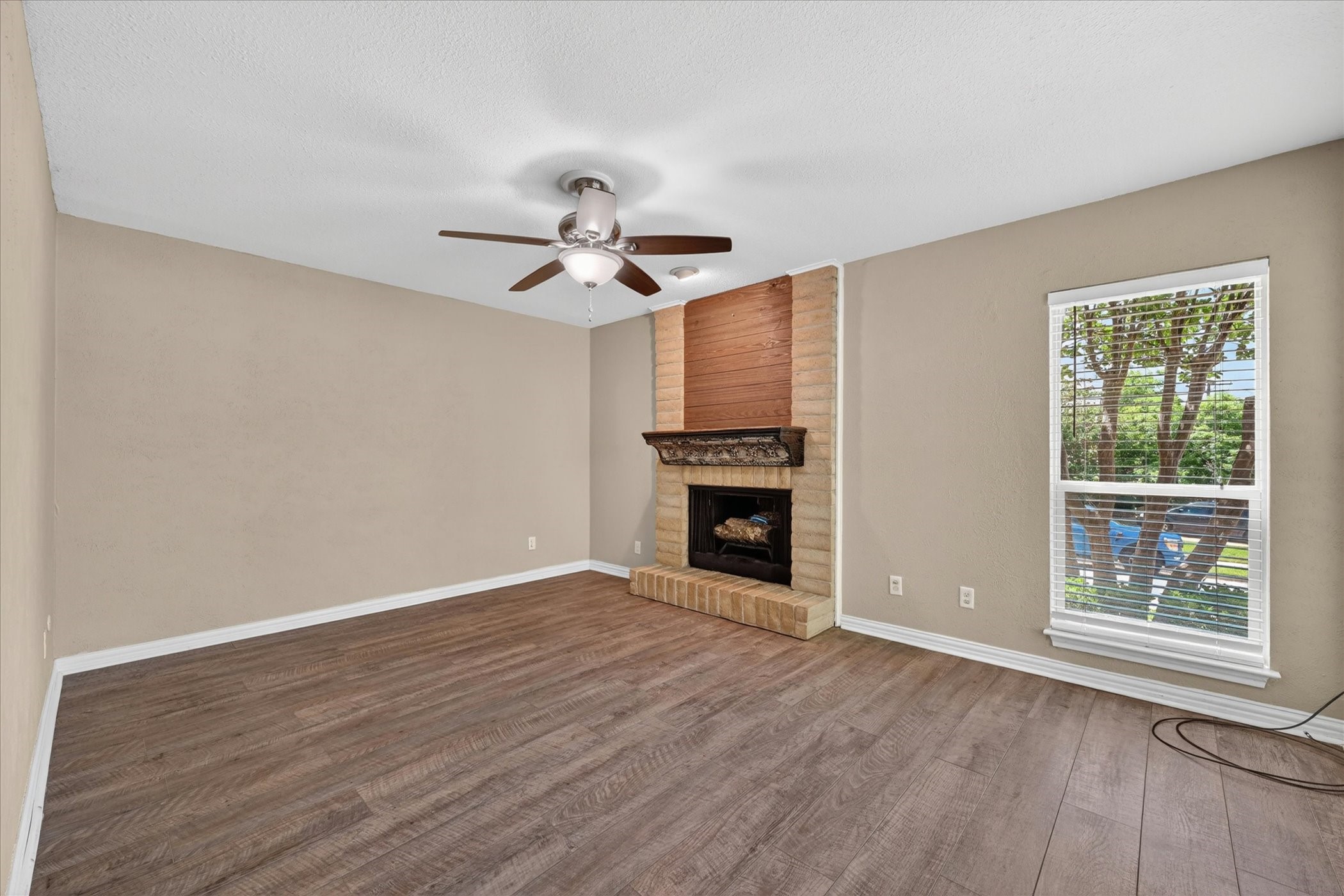 3006 Wayside Drive Bedford TX 76021