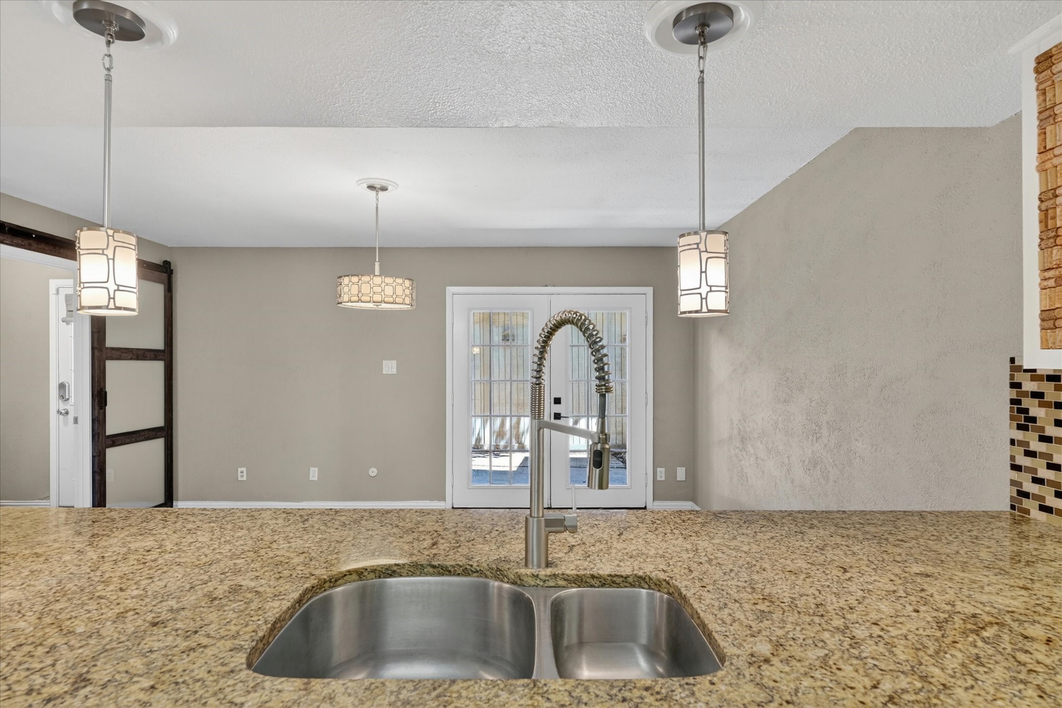 3006 Wayside Drive Bedford TX 76021