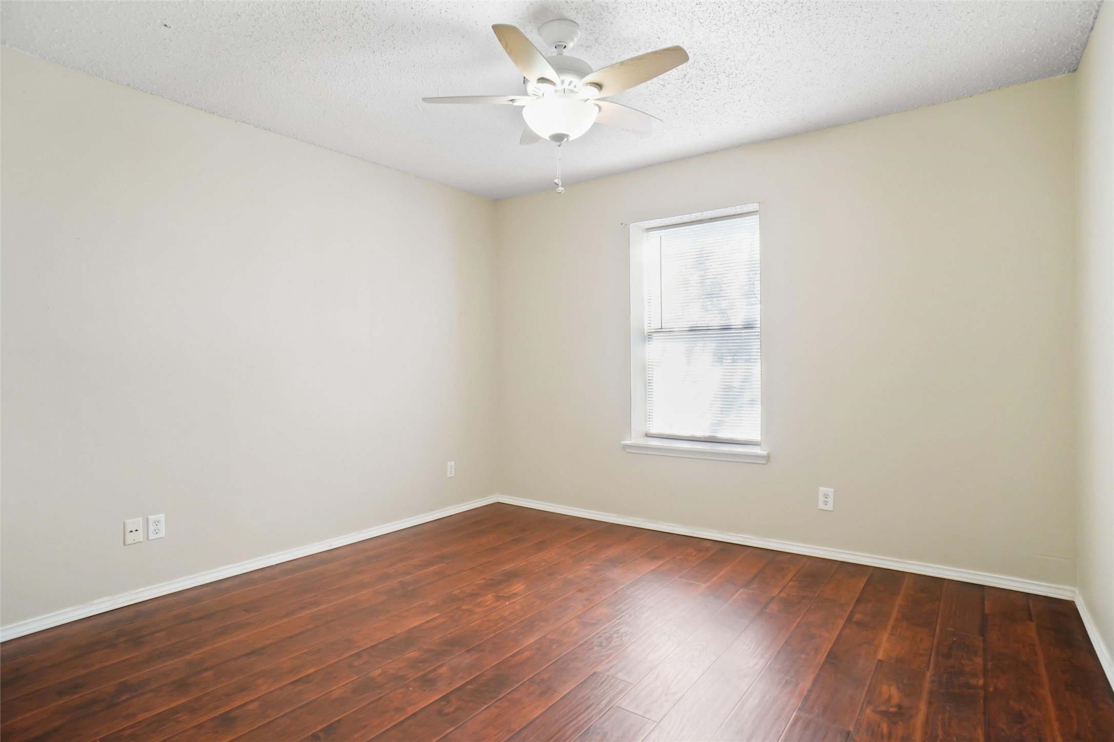 604 Timberline Drive Hurst TX 76053