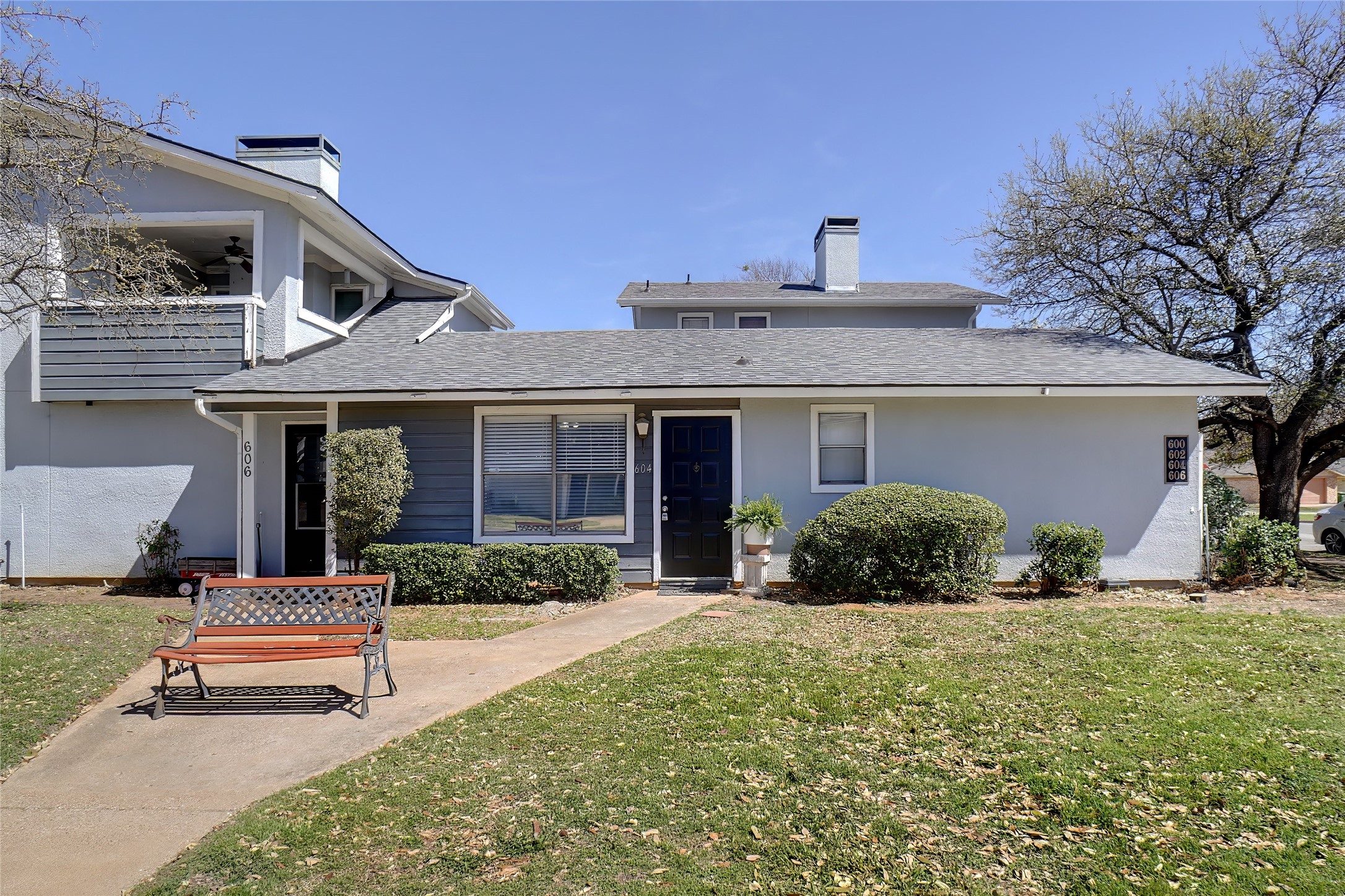 604 Timberline Drive Hurst TX 76053