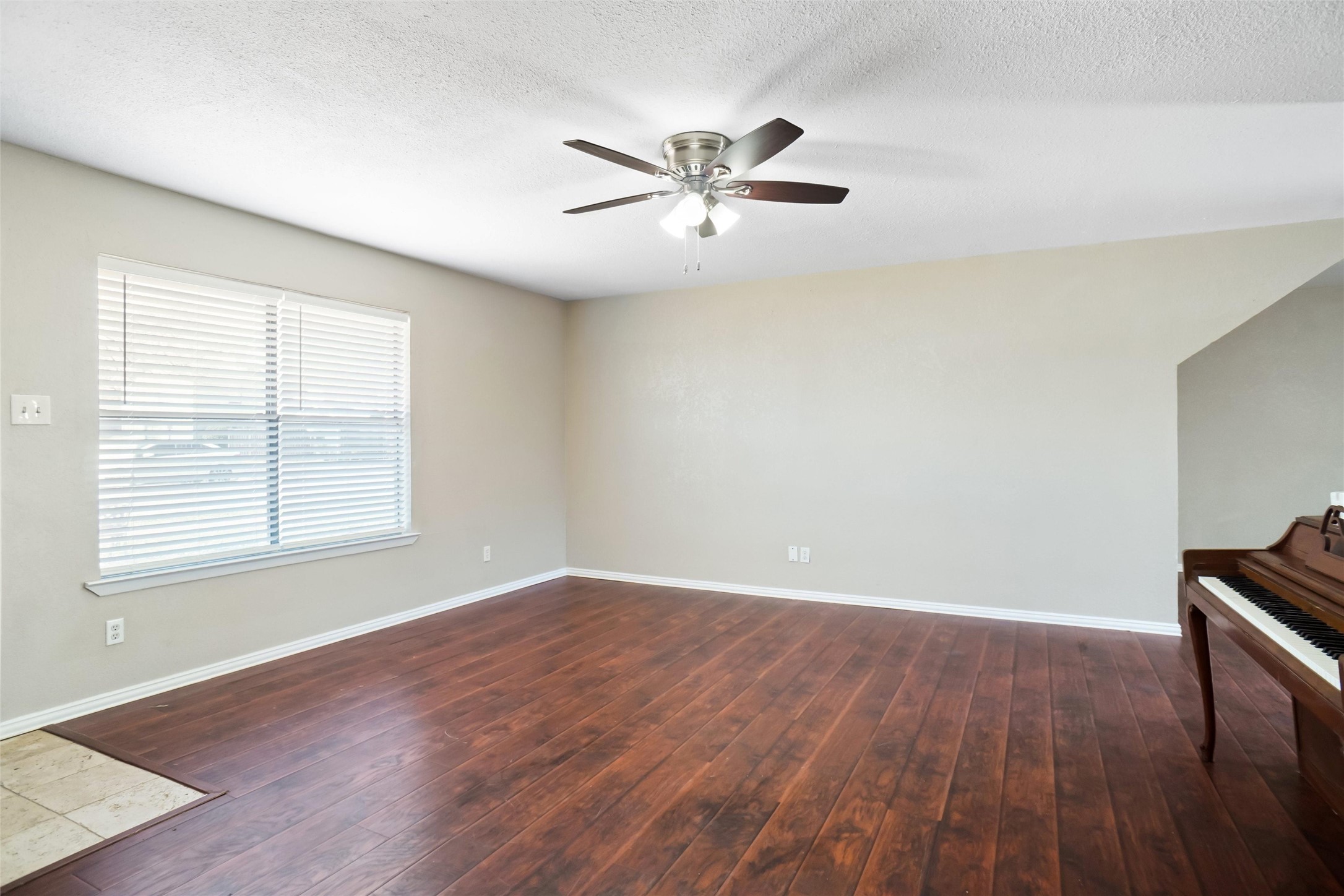 604 Timberline Drive Hurst TX 76053