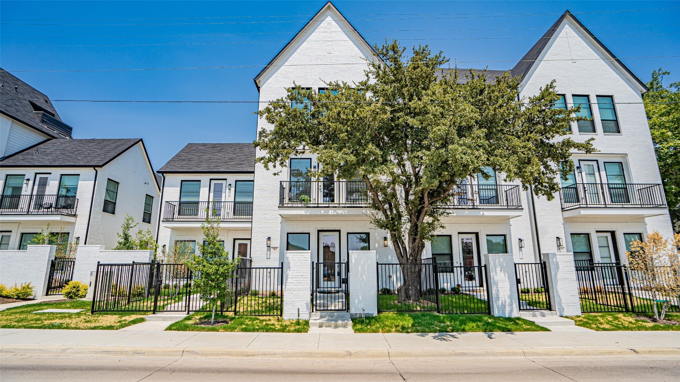 717 W Abram Street Arlington TX 76013