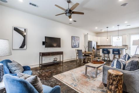 2627 N Garrett Avenue Dallas TX 75206