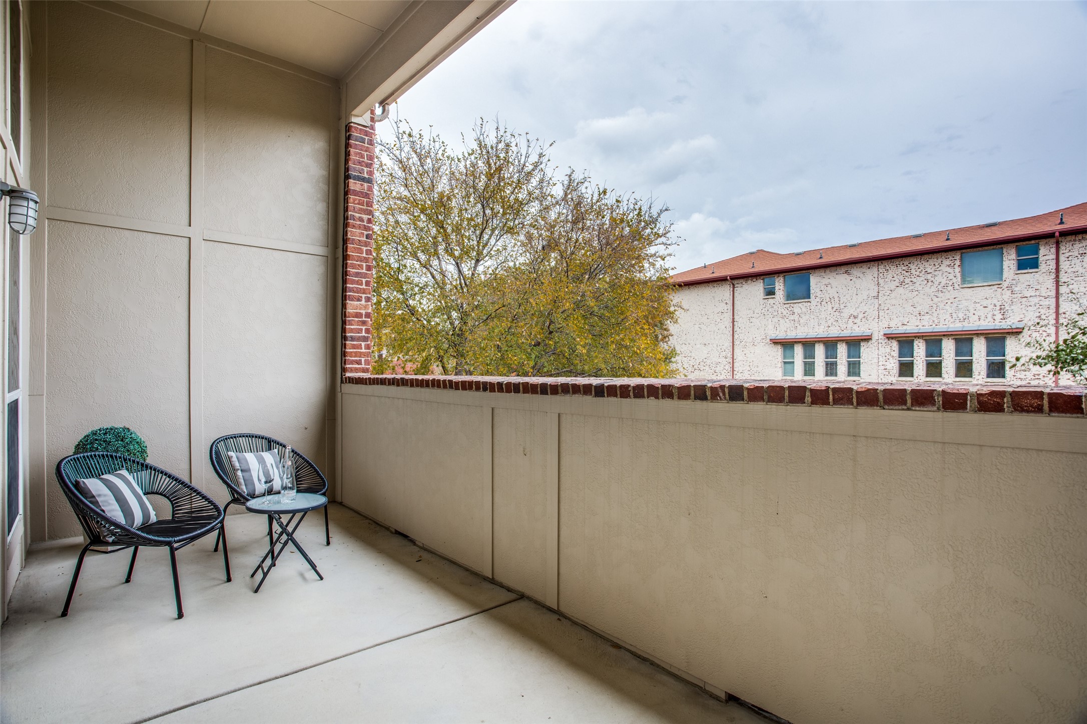 2627 N Garrett Avenue Dallas TX 75206