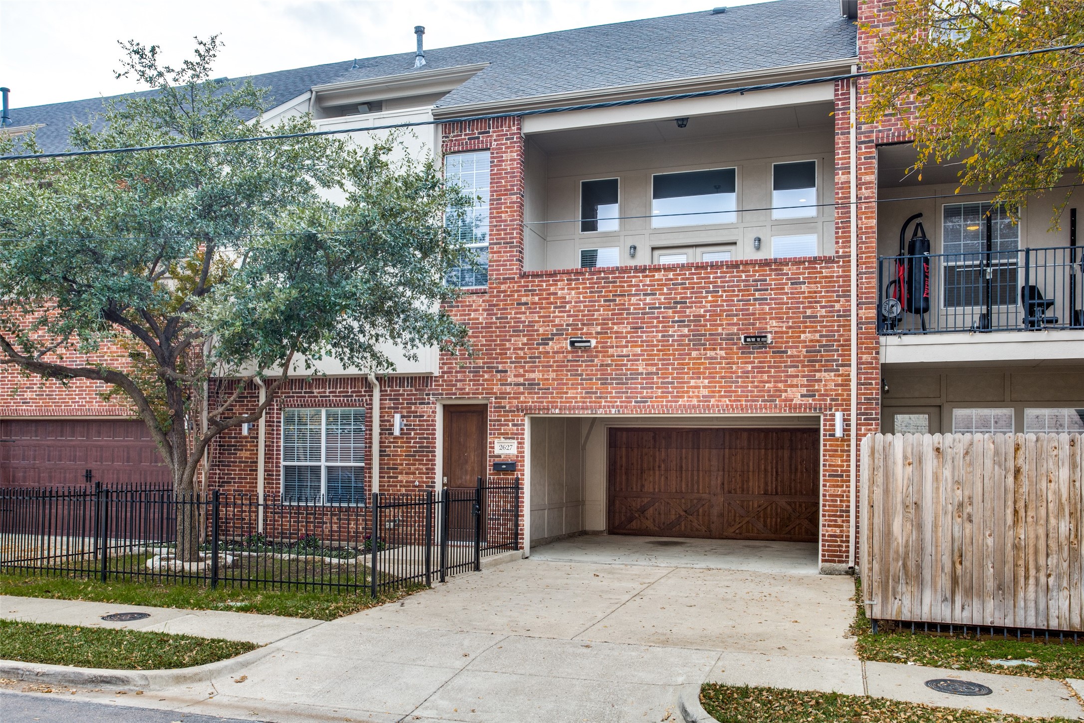 2627 N Garrett Avenue Dallas TX 75206