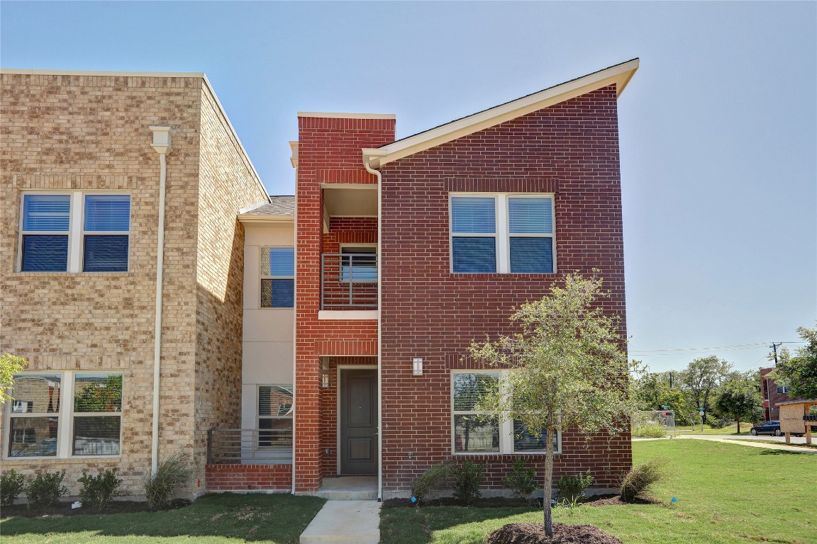 1512 Sphinx Street Dallas TX 75203