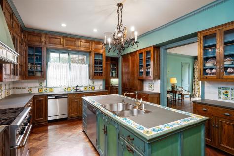 5826 Farquhar Lane Dallas TX 75209