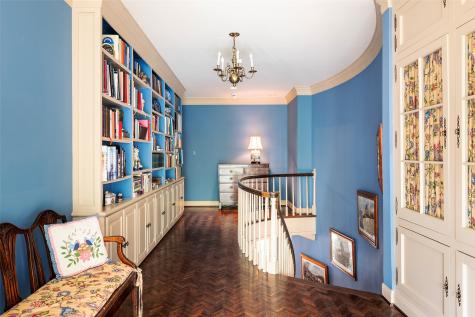 5826 Farquhar Lane Dallas TX 75209