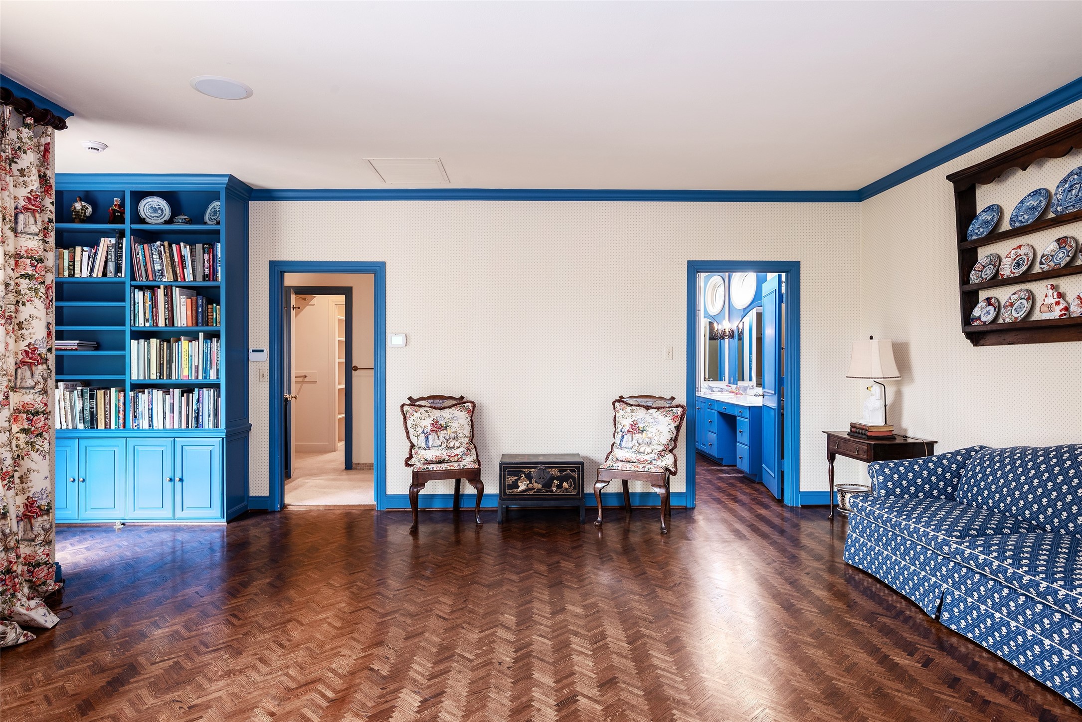 5826 Farquhar Lane Dallas TX 75209