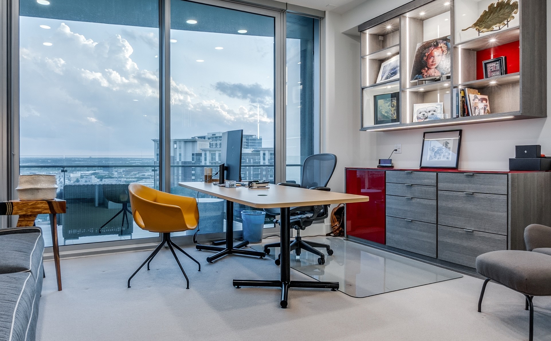 3130 N Harwood Street Dallas TX 75201