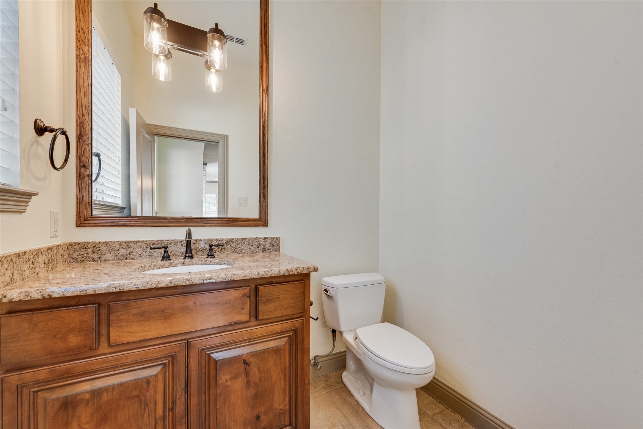10543 Steinbeck Lane Irving TX 75063