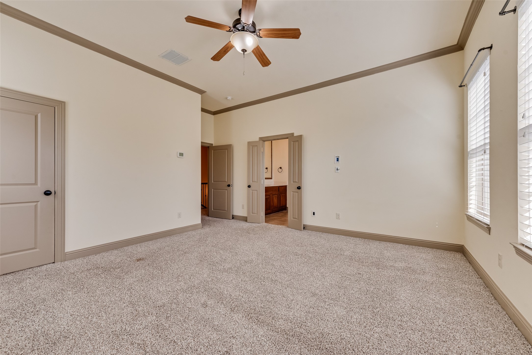 10543 Steinbeck Lane Irving TX 75063