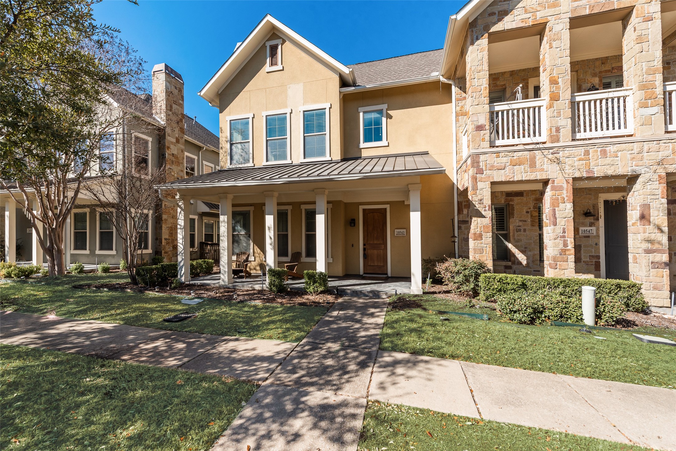 10543 Steinbeck Lane Irving TX 75063
