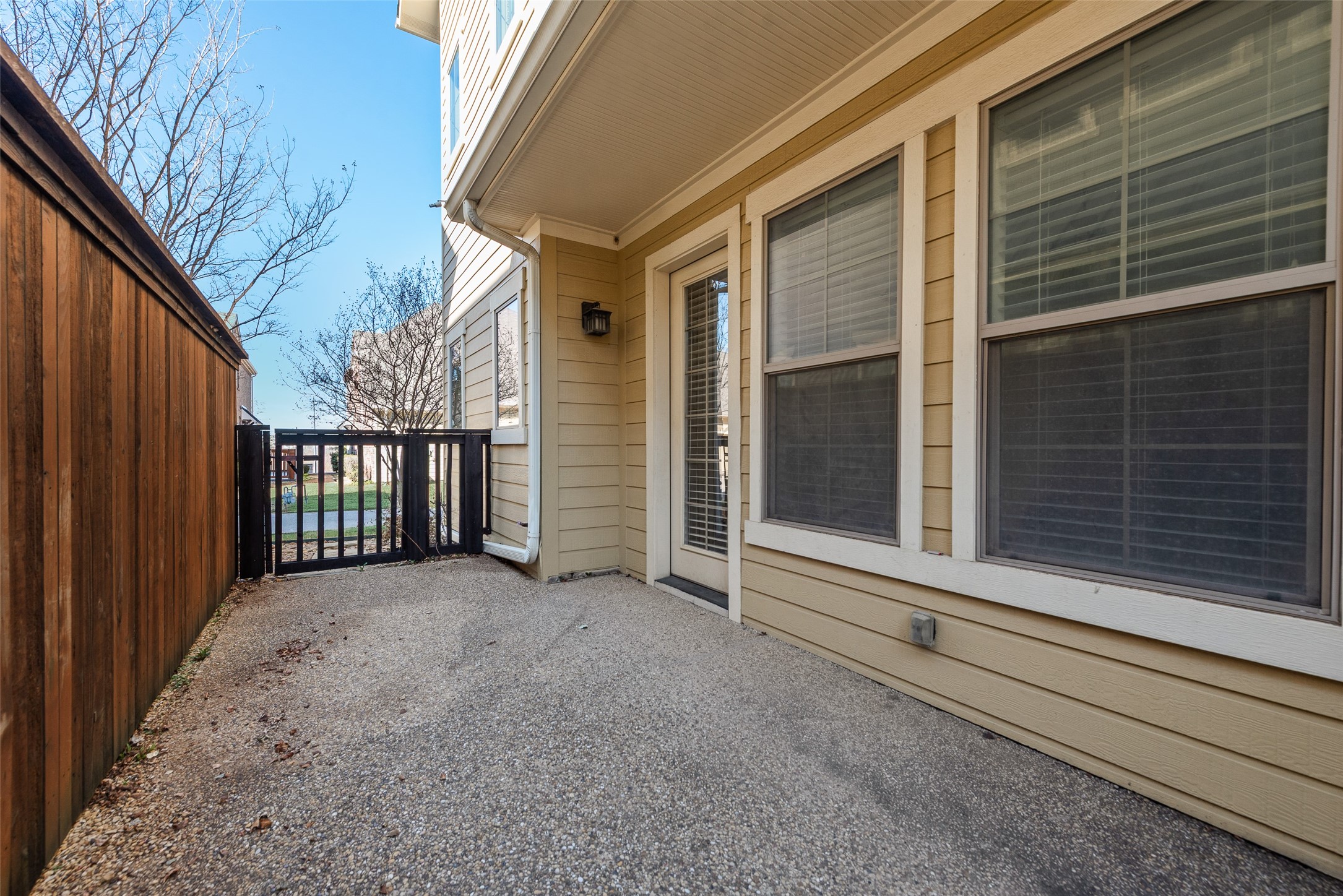 10543 Steinbeck Lane Irving TX 75063