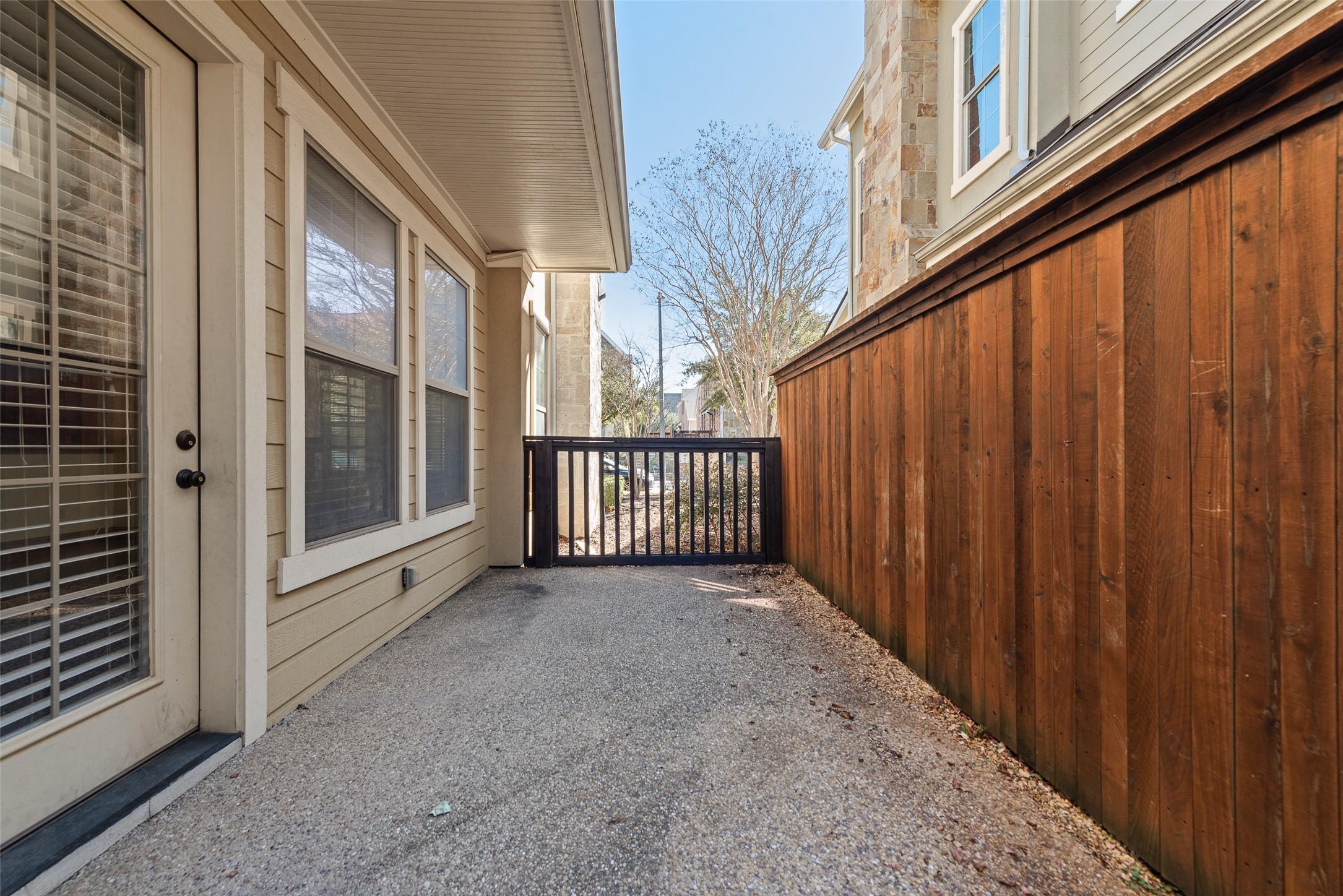 10543 Steinbeck Lane Irving TX 75063