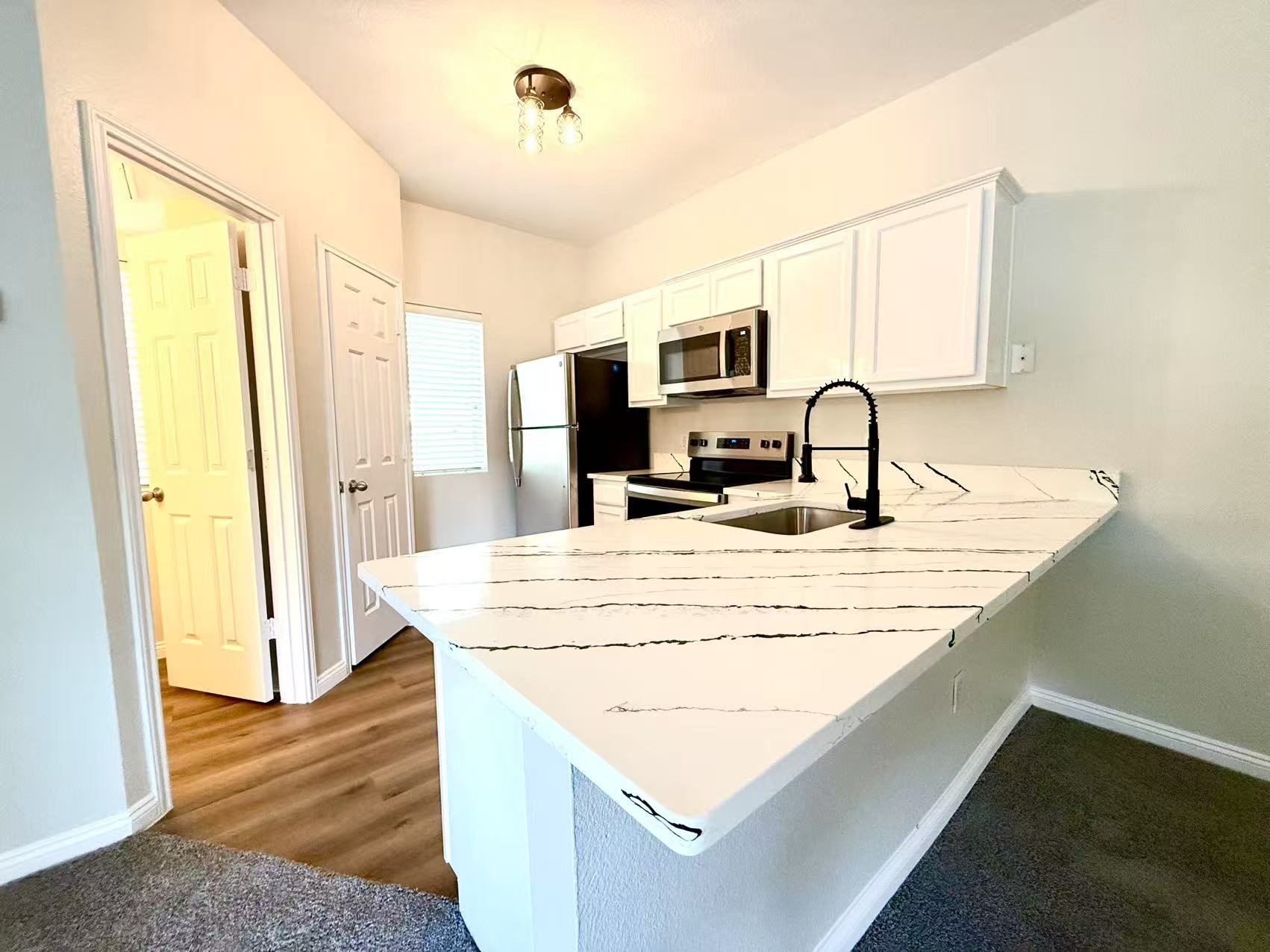 901 Glenn Crossett Street Arlington TX 76010