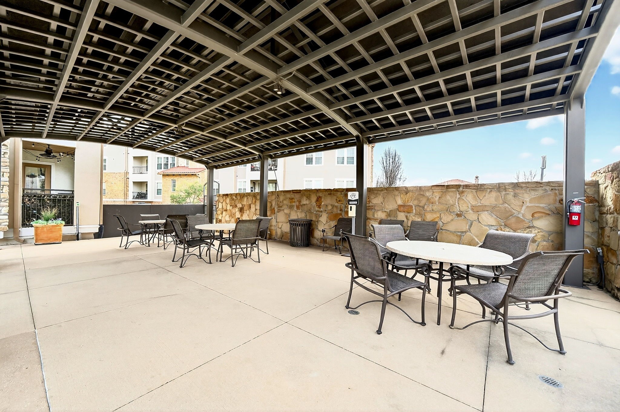 555 Via Amalfi Irving TX 75039
