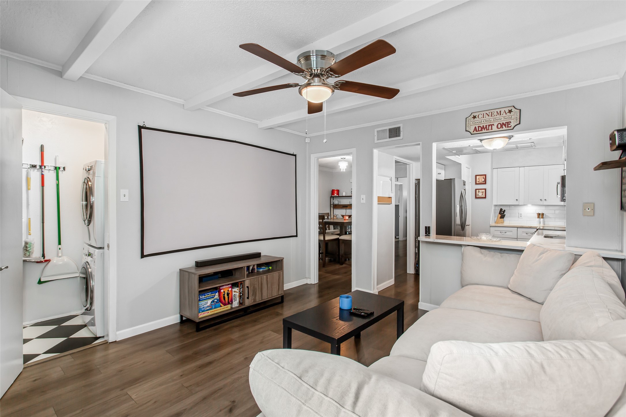4816 Amesbury Dallas TX 75206