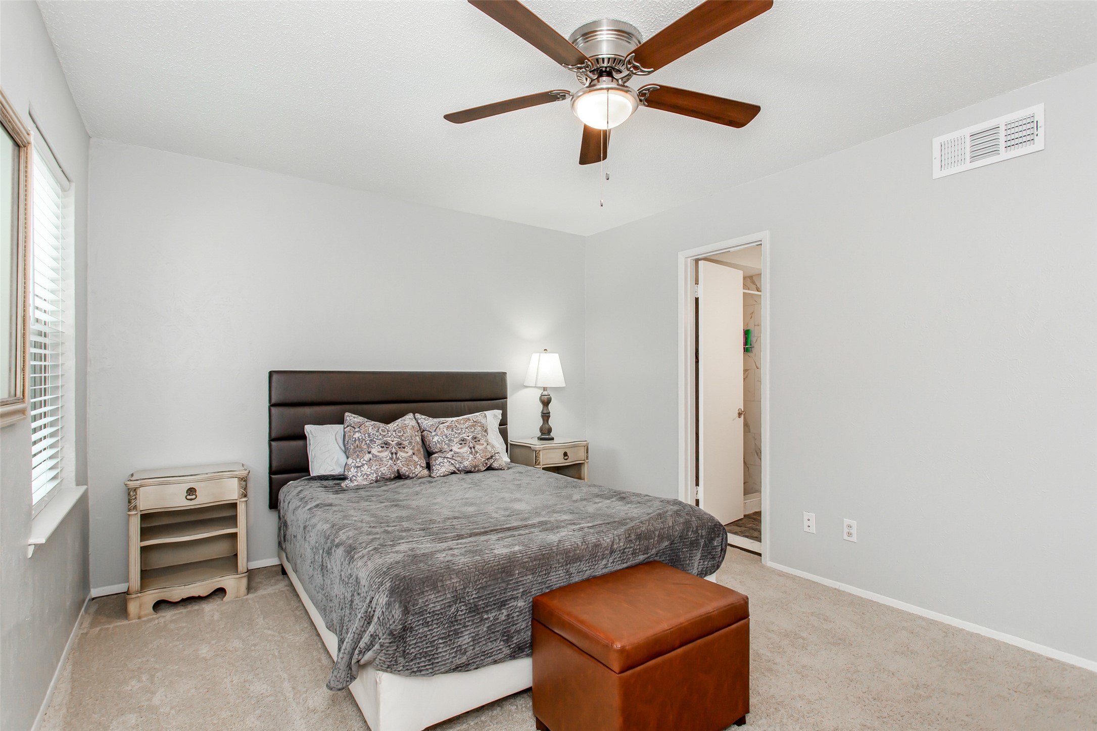 4816 Amesbury Dallas TX 75206