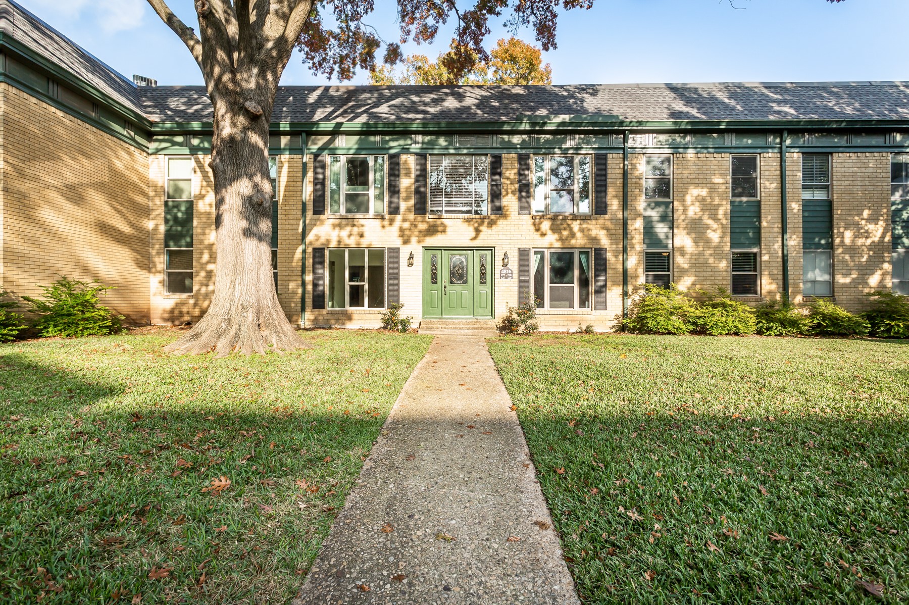 4816 Amesbury Dallas TX 75206