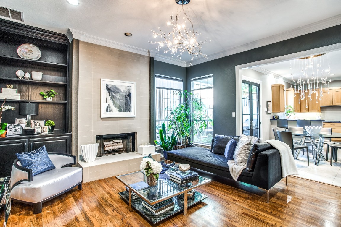 3709 Reagan Street Dallas TX 75219