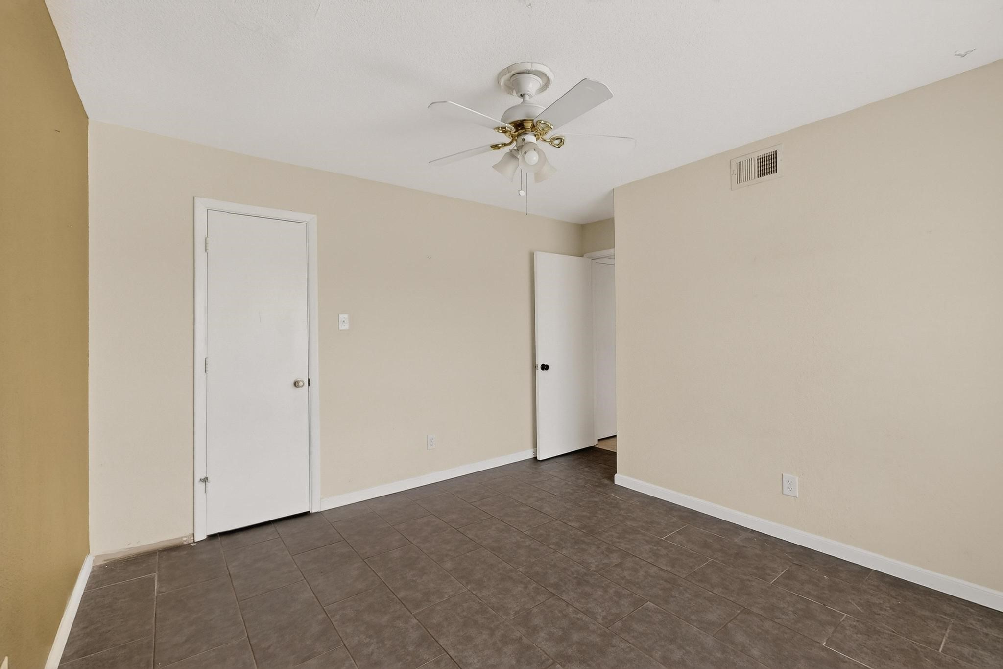 1025 Turtle Lake Boulevard Irving TX 75060