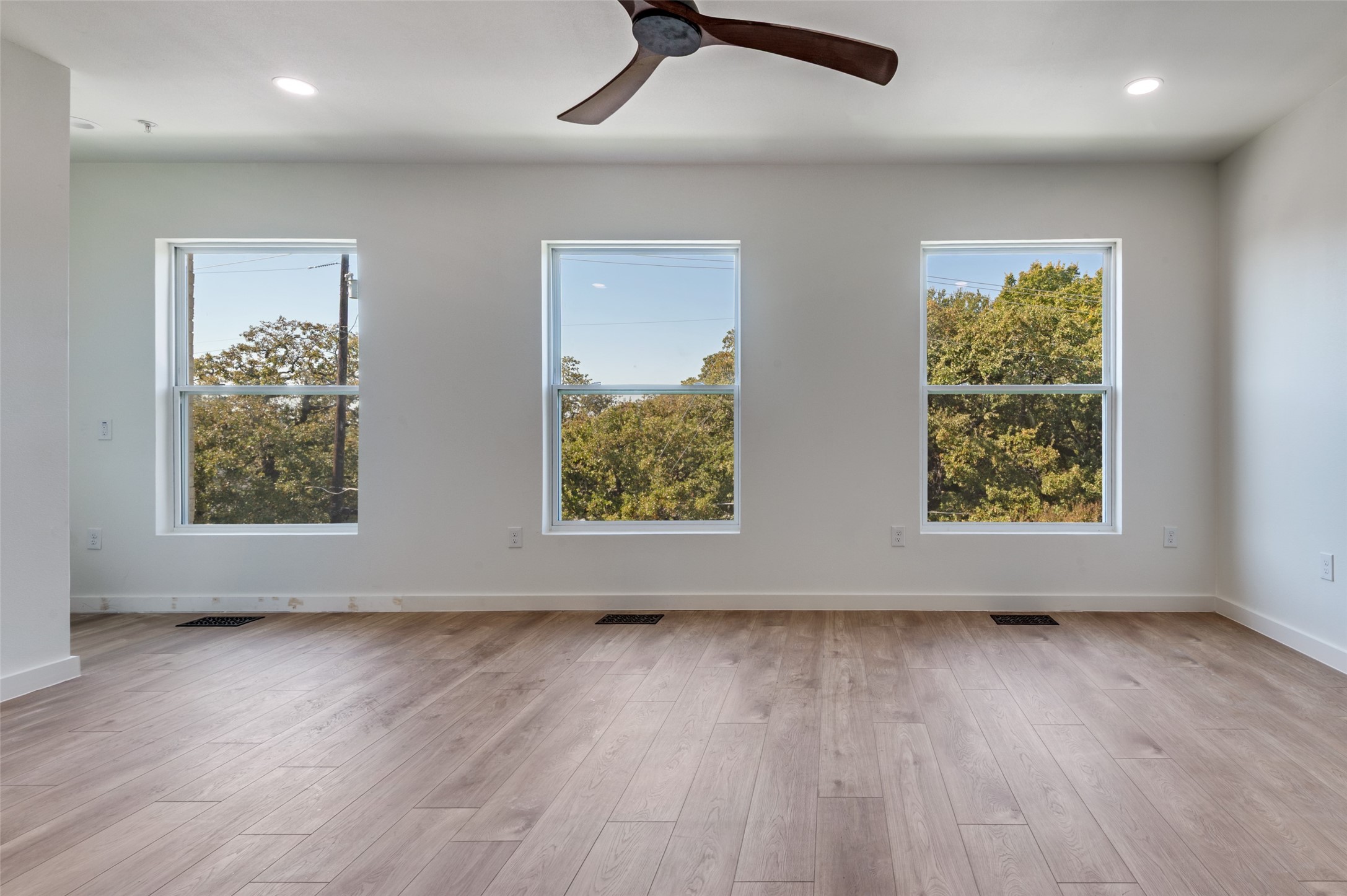 516 S Oconnor Road Irving TX 75060