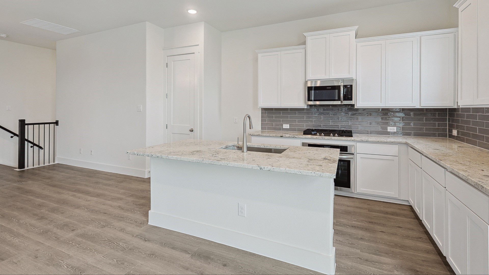905 Meadowcrest Drive Plano TX 75075