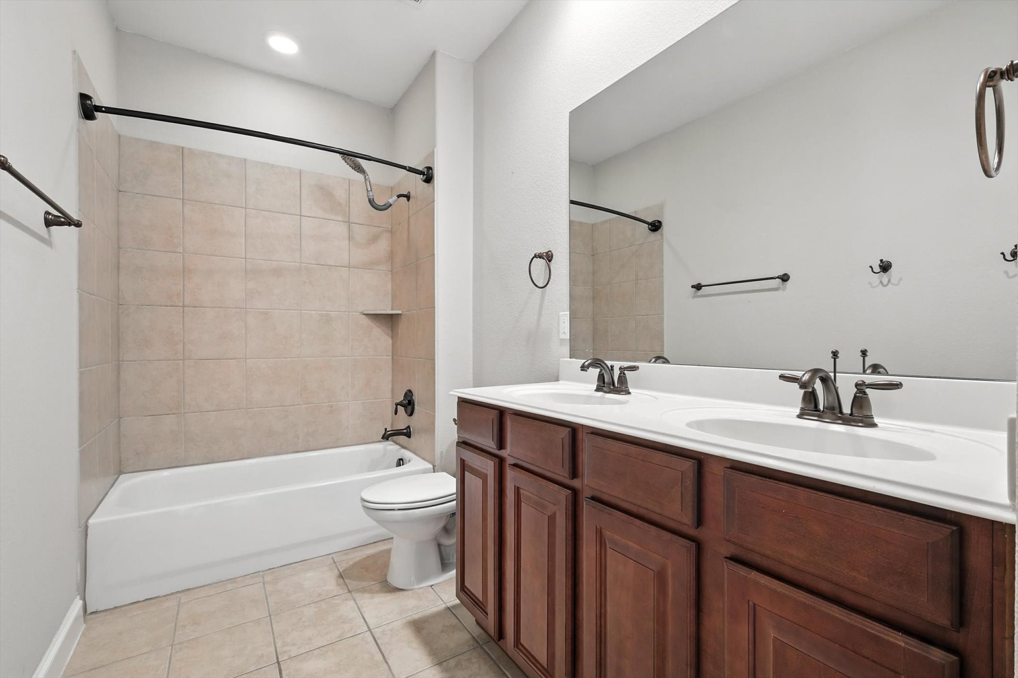 6755 Plaza Via Irving TX 75039