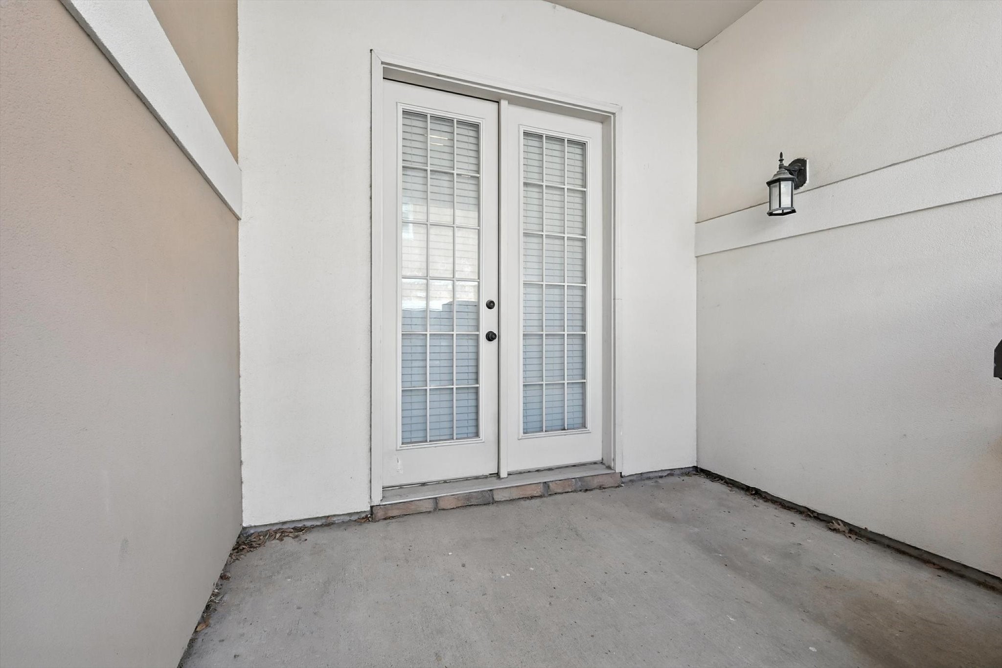 6755 Plaza Via Irving TX 75039