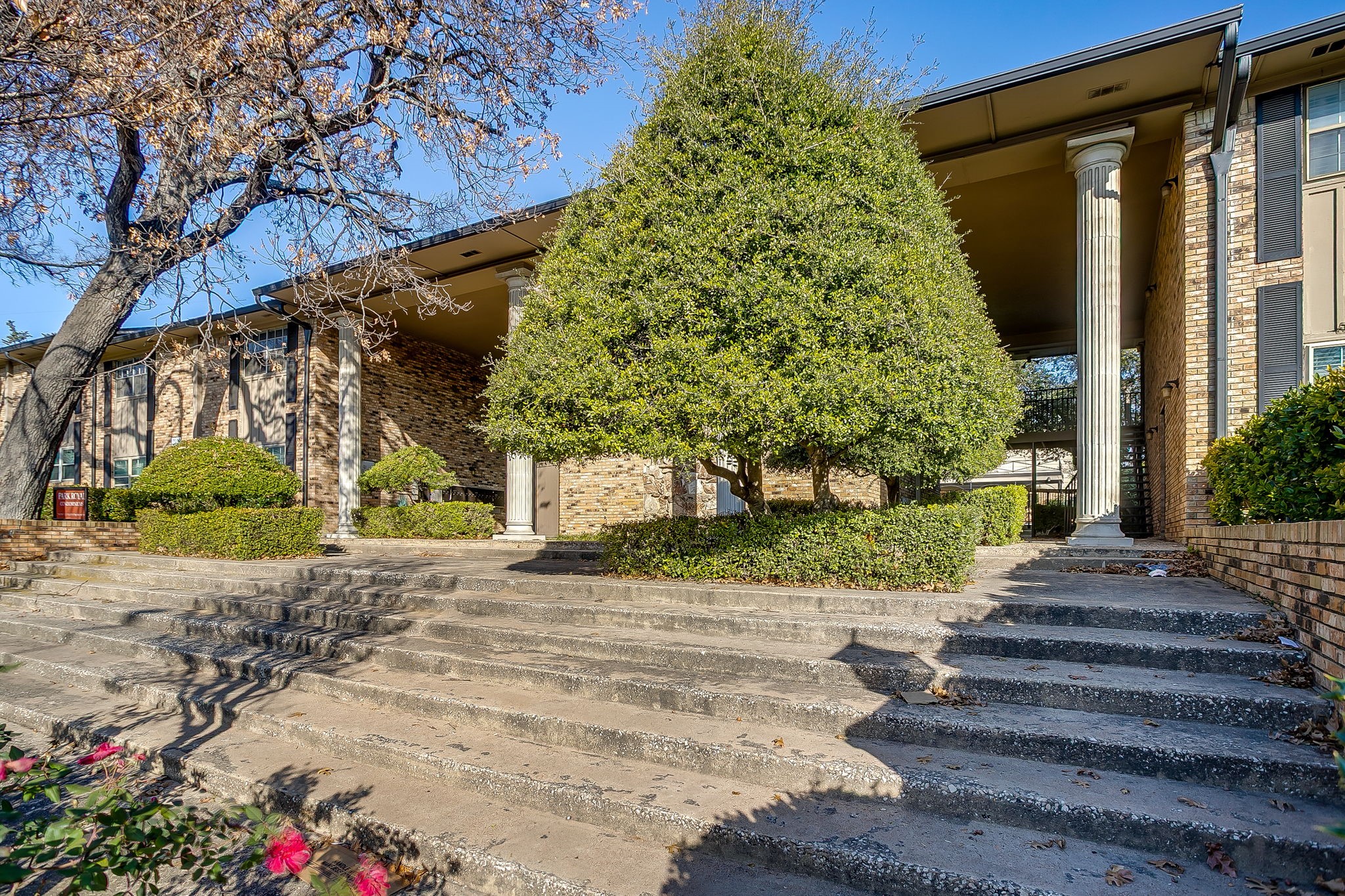 7929 Royal Lane Dallas TX 75230