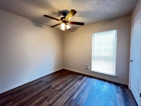 2219 Aspen Drive Dallas TX 75227